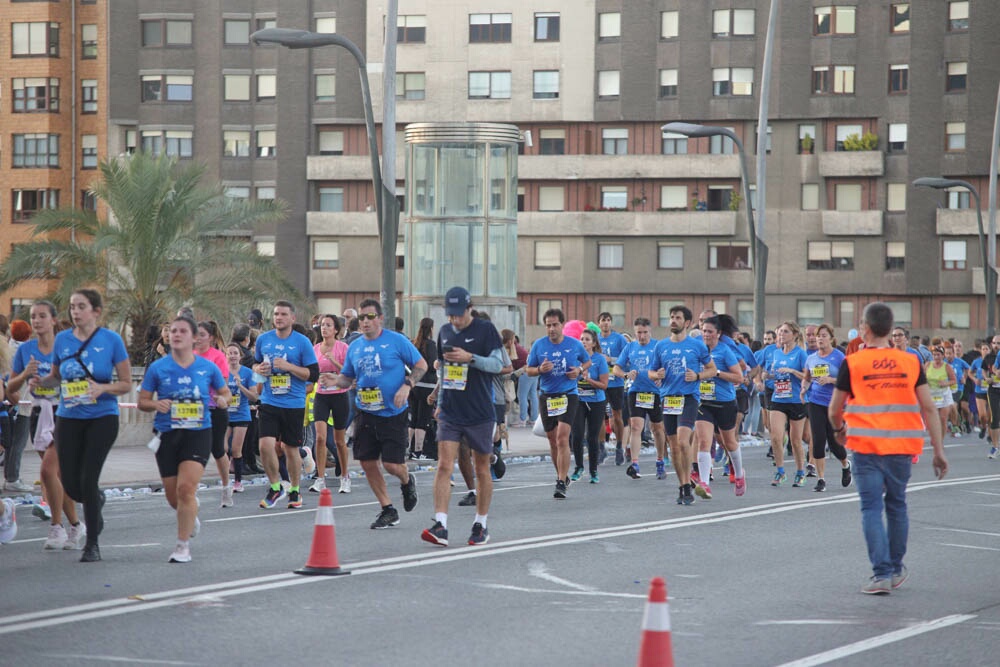 Foto 835 de la carrera en Torre Iberdrola y puente de Deusto