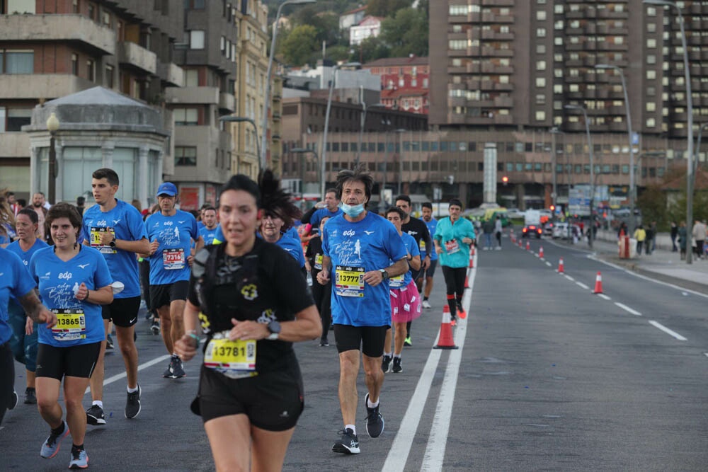 Foto 909 de la carrera en Torre Iberdrola y puente de Deusto