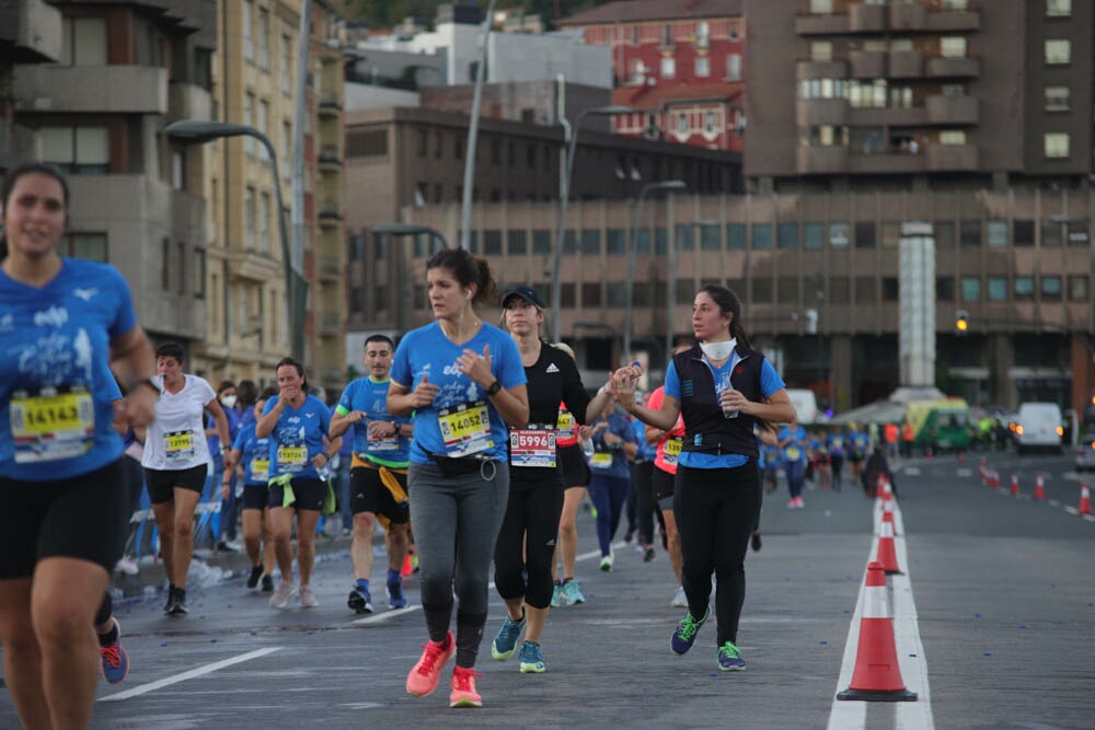 Foto 930 de la carrera en Torre Iberdrola y puente de Deusto