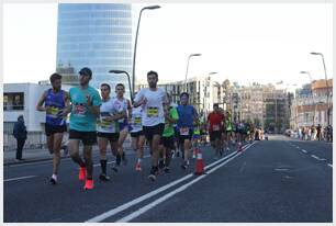 Foto 60 de la carrera en Torre Iberdrola y puente de Deusto