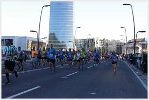 Foto 173 de la carrera en Torre Iberdrola y puente de Deusto