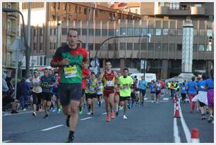 Foto 408 de la carrera en Torre Iberdrola y puente de Deusto