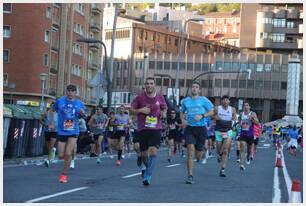 Foto 415 de la carrera en Torre Iberdrola y puente de Deusto