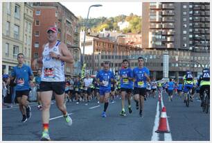 Foto 424 de la carrera en Torre Iberdrola y puente de Deusto