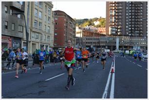 Foto 480 de la carrera en Torre Iberdrola y puente de Deusto