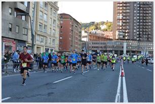 Foto 499 de la carrera en Torre Iberdrola y puente de Deusto