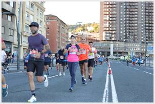 Foto 528 de la carrera en Torre Iberdrola y puente de Deusto