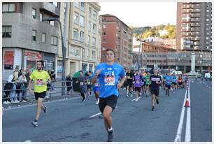 Foto 540 de la carrera en Torre Iberdrola y puente de Deusto